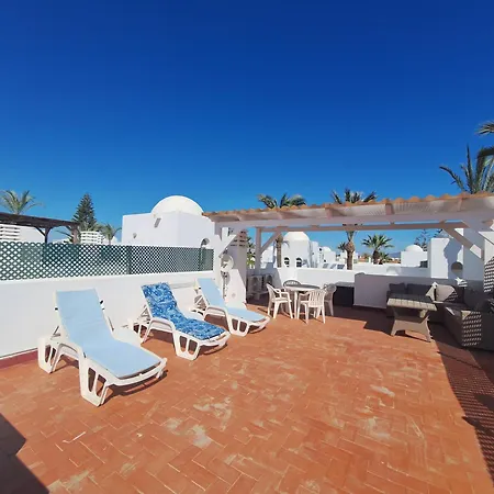 Torrelaguna Atico - Wifi, Terraza & Piscina Comunitaria *