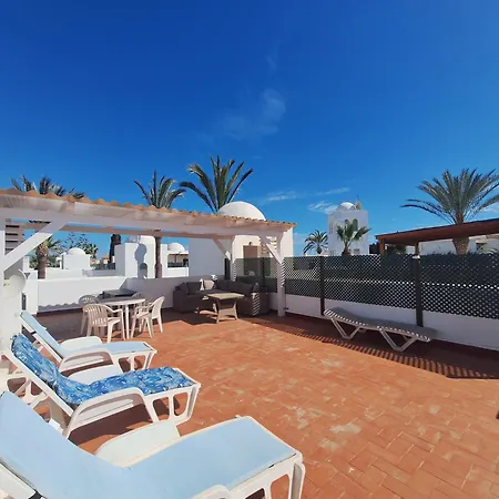 Torrelaguna Atico - Wifi, Terraza & Piscina Comunitaria Apartment *