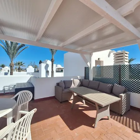 Apartment Torrelaguna Atico - Wifi, Terraza & Piscina Comunitaria